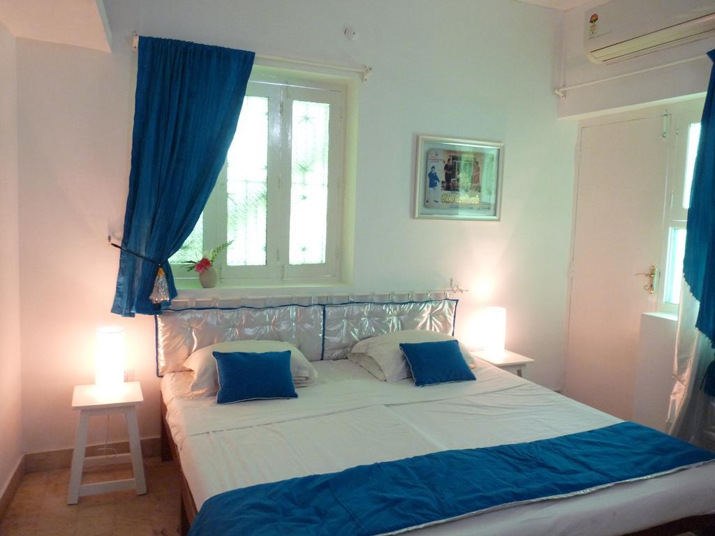 L'Escale Otel Pondicherry Oda fotoğraf