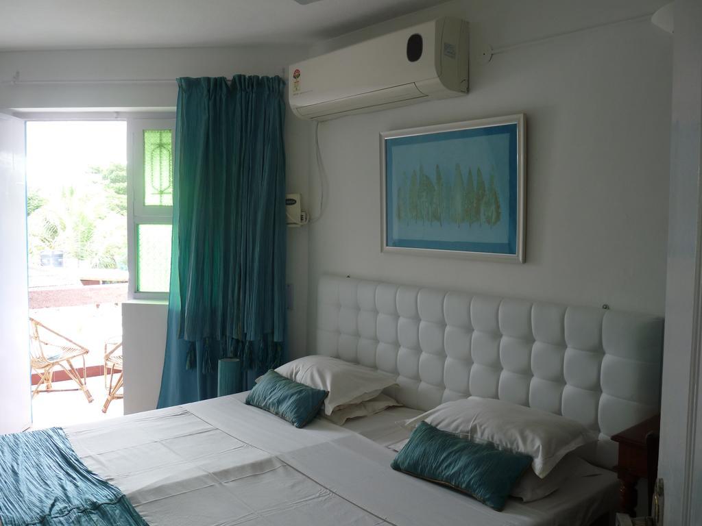 L'Escale Otel Pondicherry Oda fotoğraf