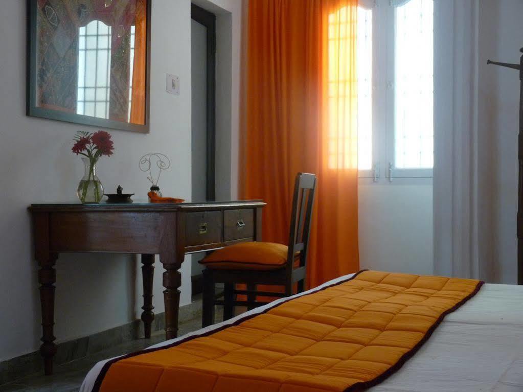 L'Escale Otel Pondicherry Dış mekan fotoğraf